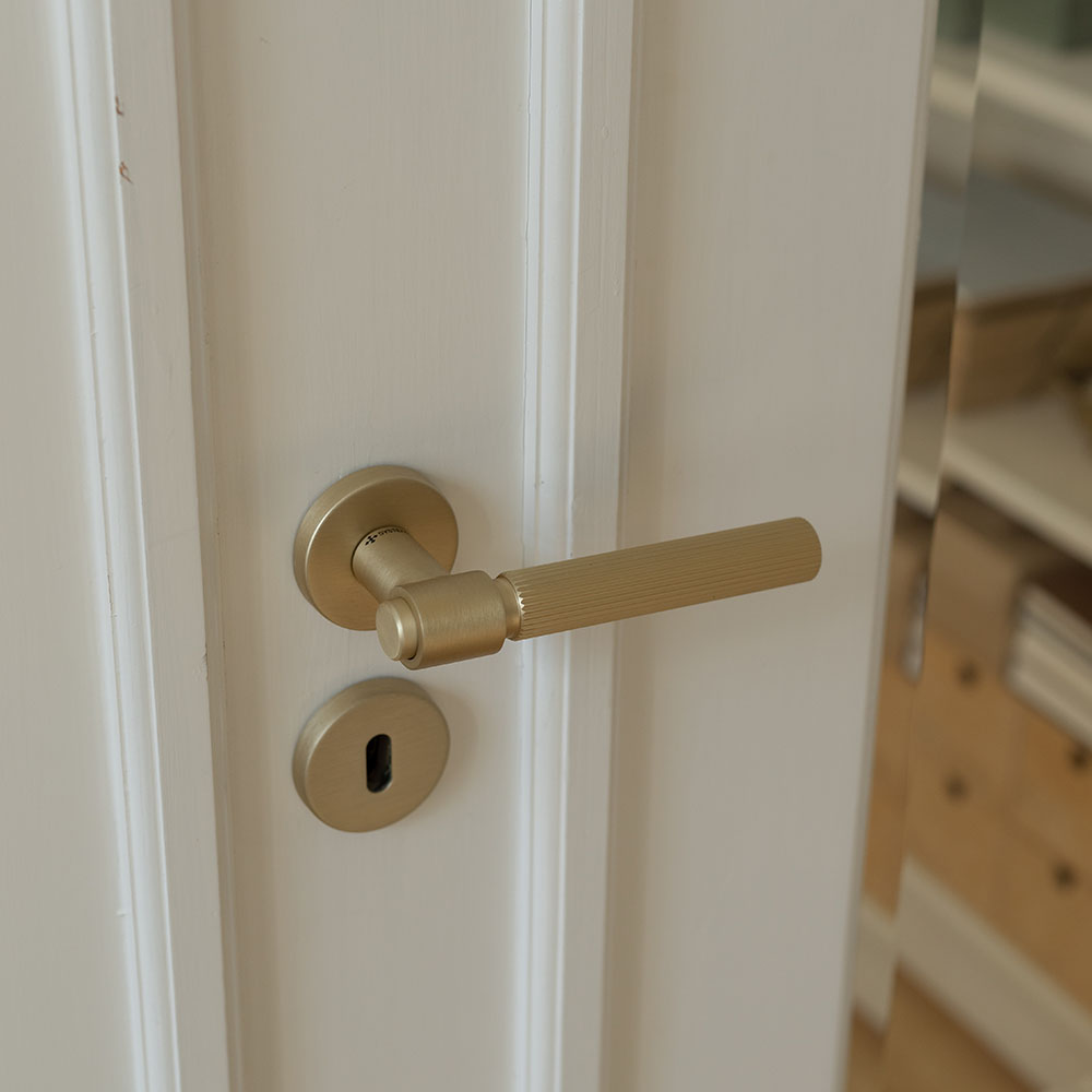 Poignée De Porte Helix 200 Stripe - Laiton